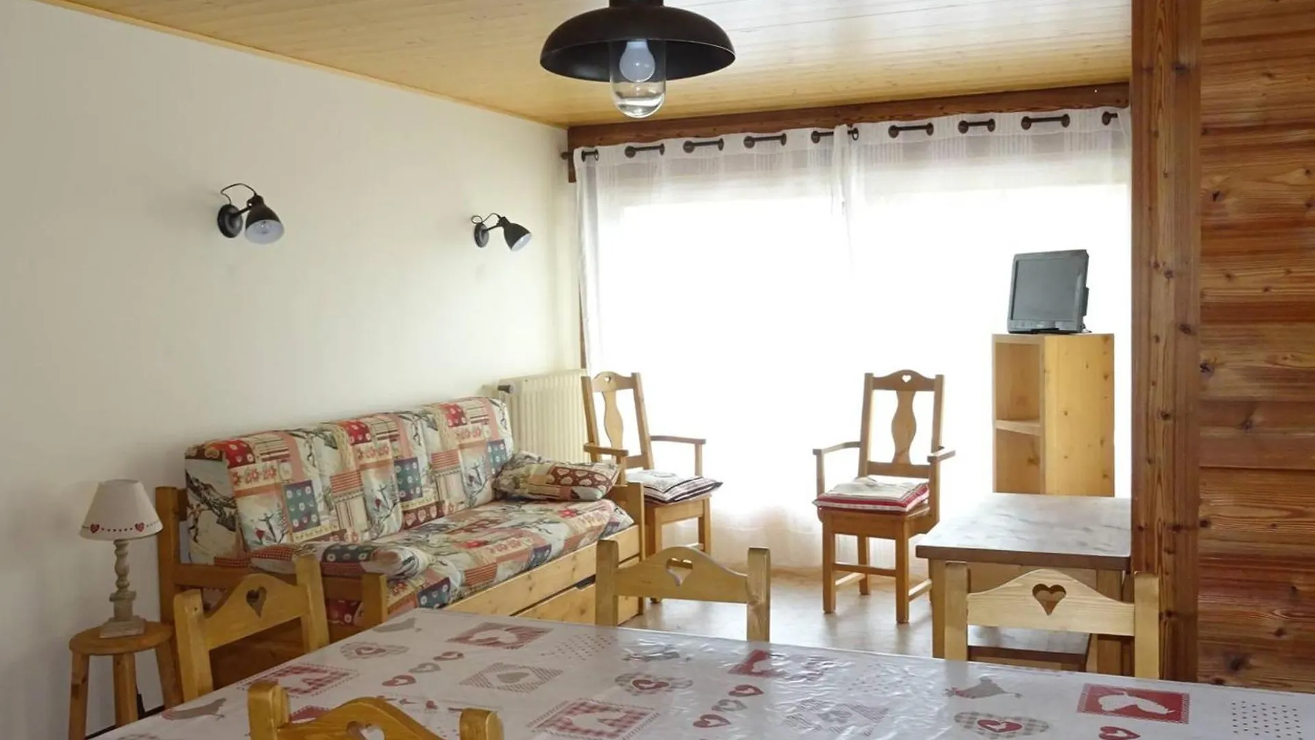 Les Gets : T3 7 Pers, Centre, Rdc, Wifi, Garage, Navette Gratuite, Multipass Ete - Fr-1-802-3 Apartment